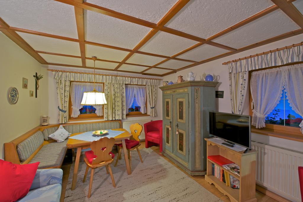 Holzschnitzers Appartements ايروالد المظهر الخارجي الصورة